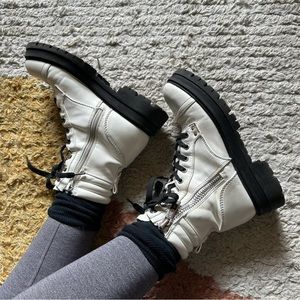 Nine West White Zip-Up Faux Vegan Leather Combat Boots 7.5